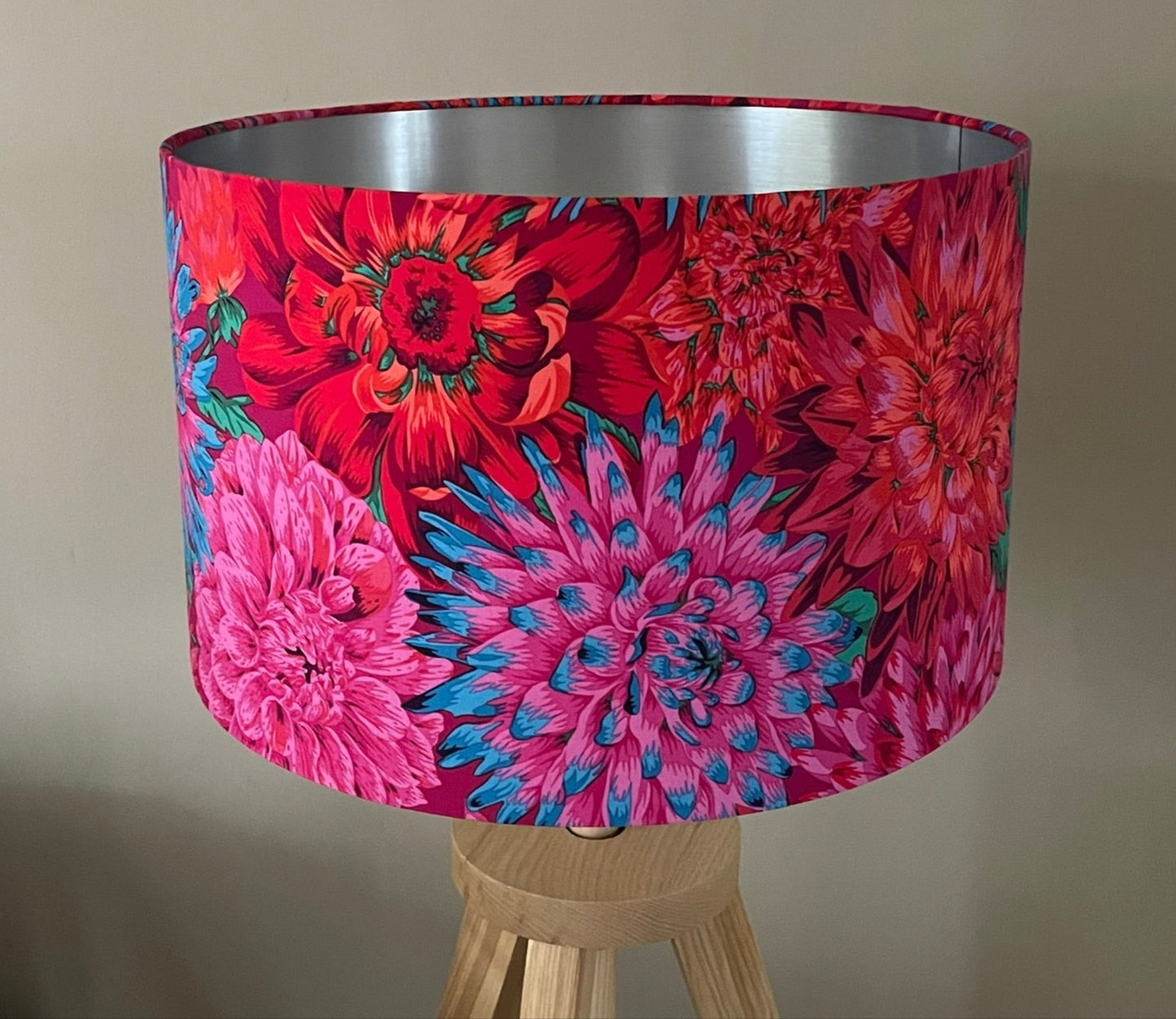 pink-red-blue-flower-lampshade-metallic-silver