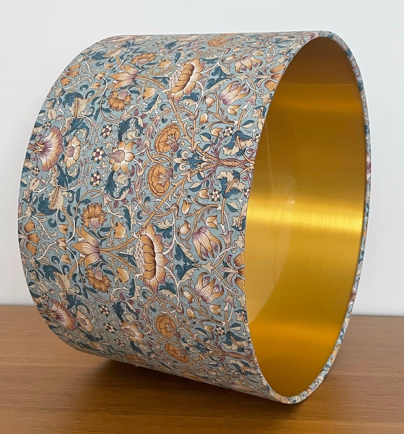 William-Morris-Lodden-lampshade-table-lamp-gold-lining