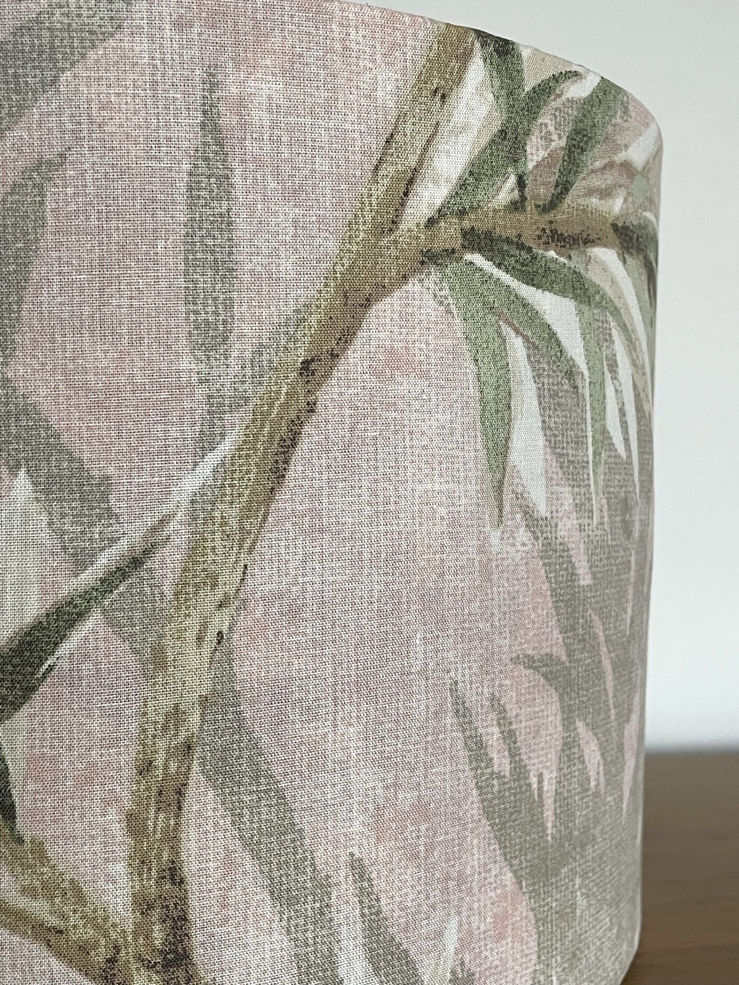 tropical-bamboo-lampahade-beige