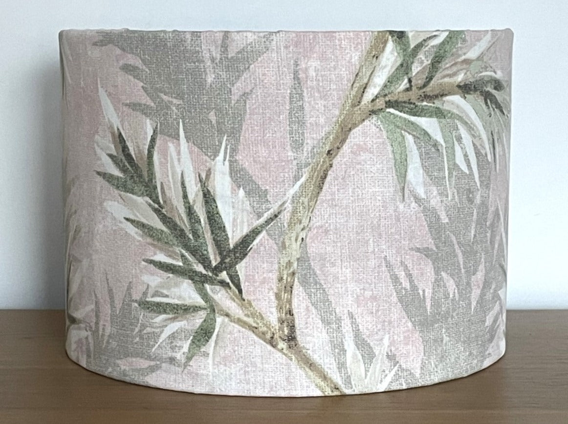 tropical-bamboo-lampahade-neutral