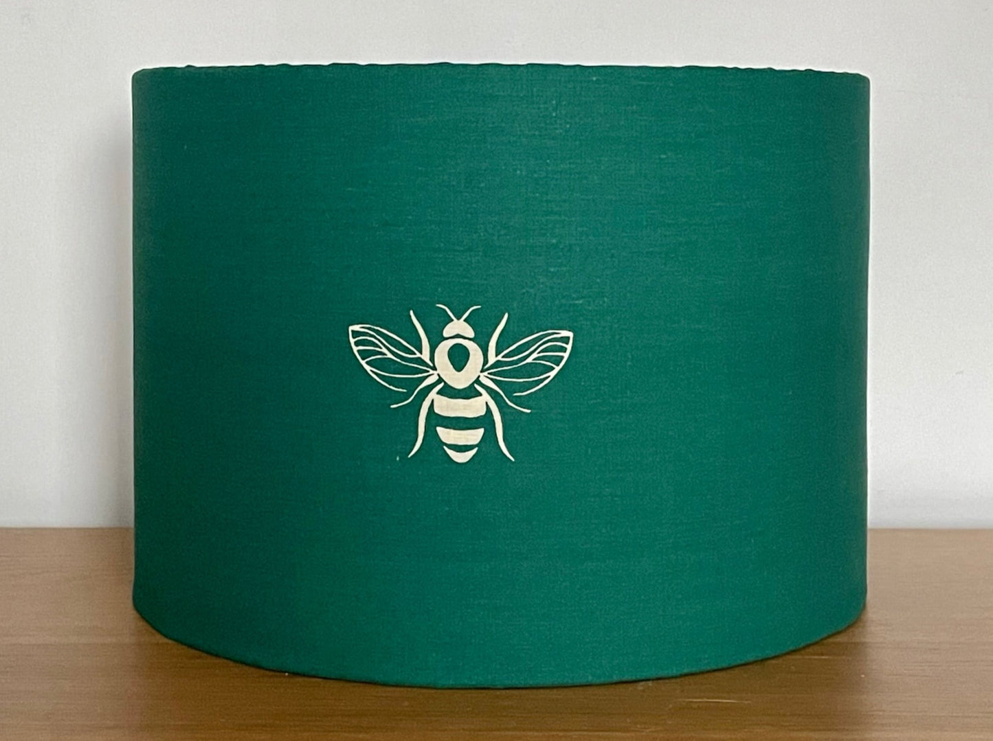    Emerald-bottle-green-lampshade-with-bee