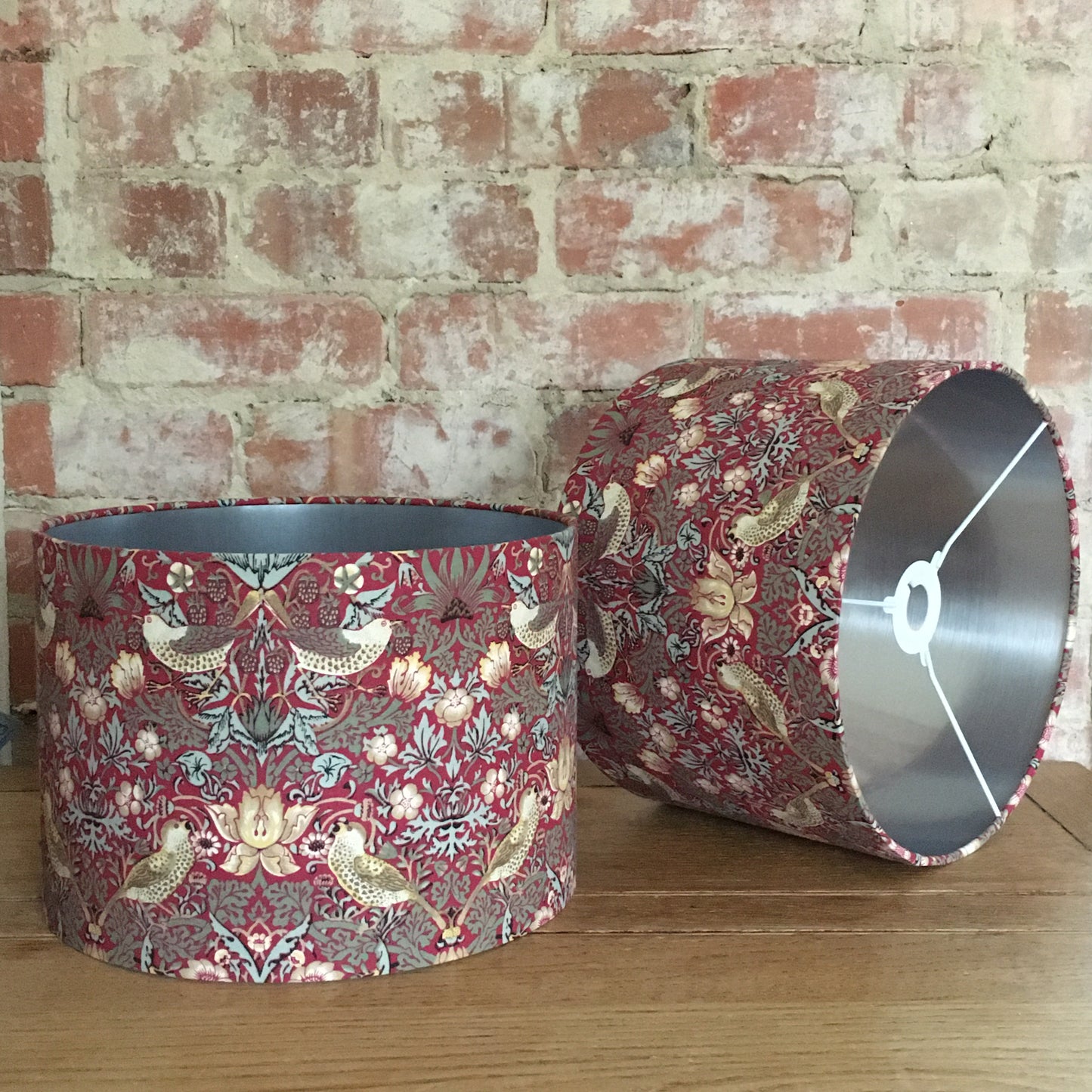    Morris-William-Red-strawberry-thief-drum-lampshade-silver-lining