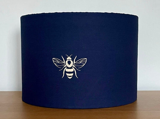    Navy-Blue-lampshade-with-bee