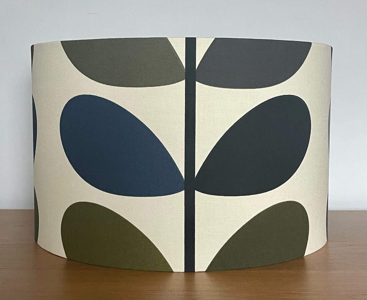 Orla-Kiely-Moss-multi-stem-lampshade-light-shade