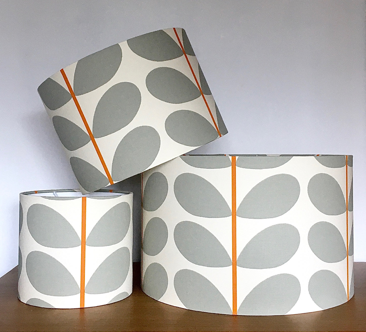    Orla-Kiely-grey-orange-multi-stem-lamp-shade