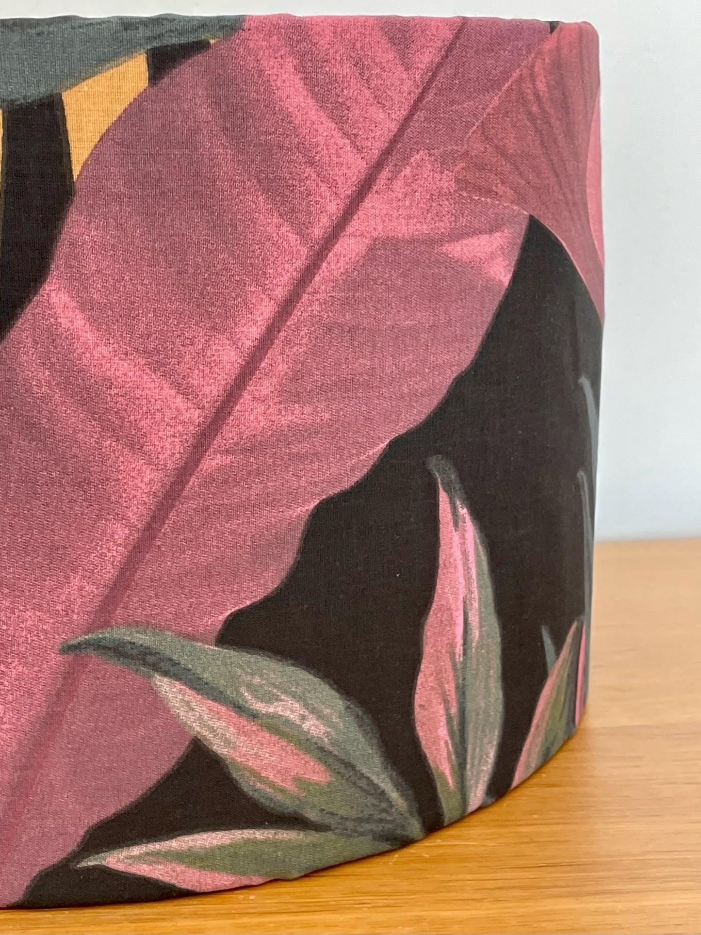 Pink-orange-black-tropical-palm-jungle-leaf-lampshade-table-lamp