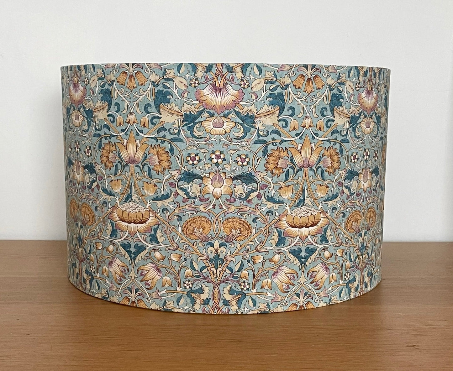    William-Morris-Lodden-light-shade-table-lamp-floor-light-shade