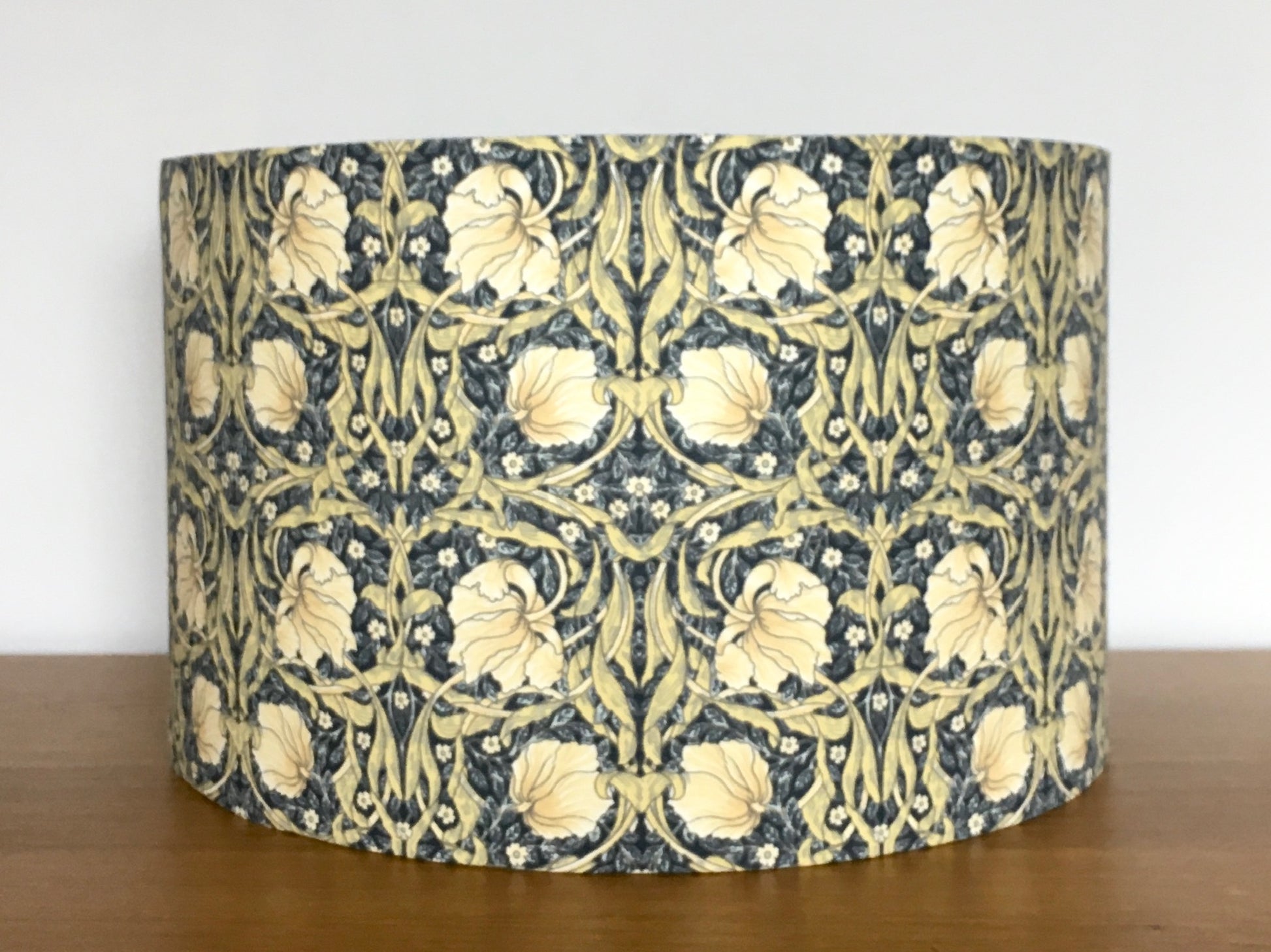 William-Morris-pimpernel-lampshade-green-blue