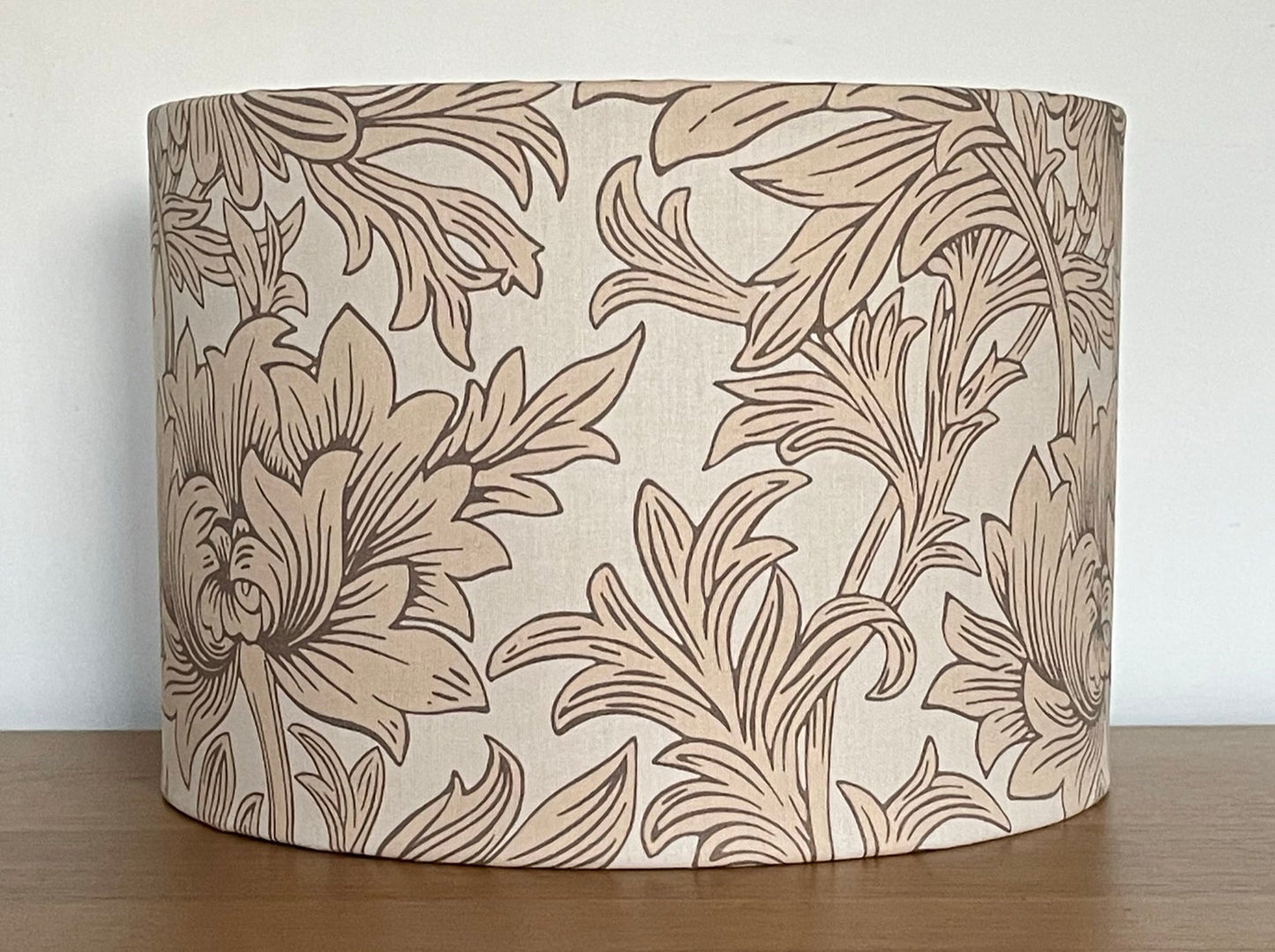    William-morris-brown-chrysanthemum-lampshade