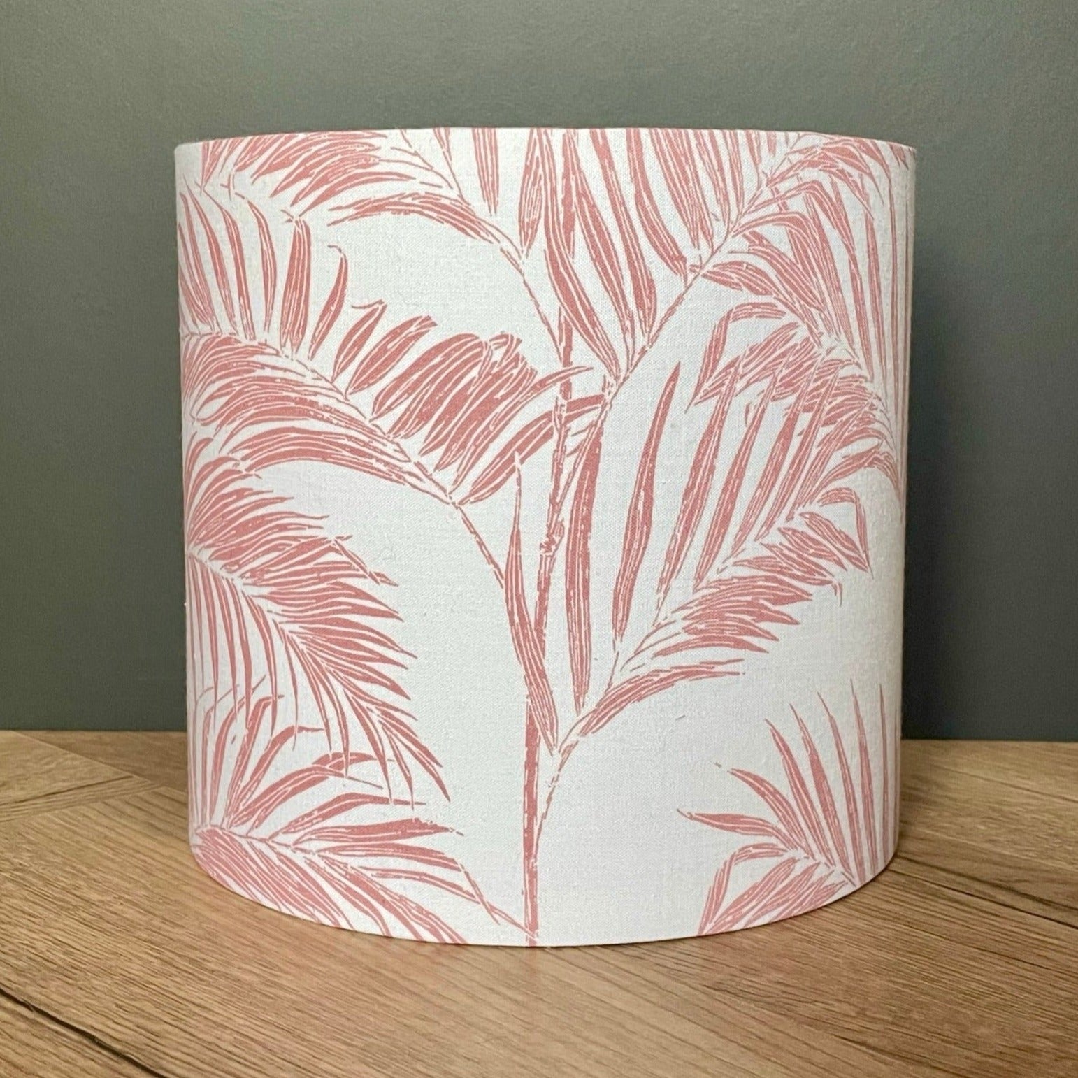    pink-white-pal-leaf-lampshade-table-bedside