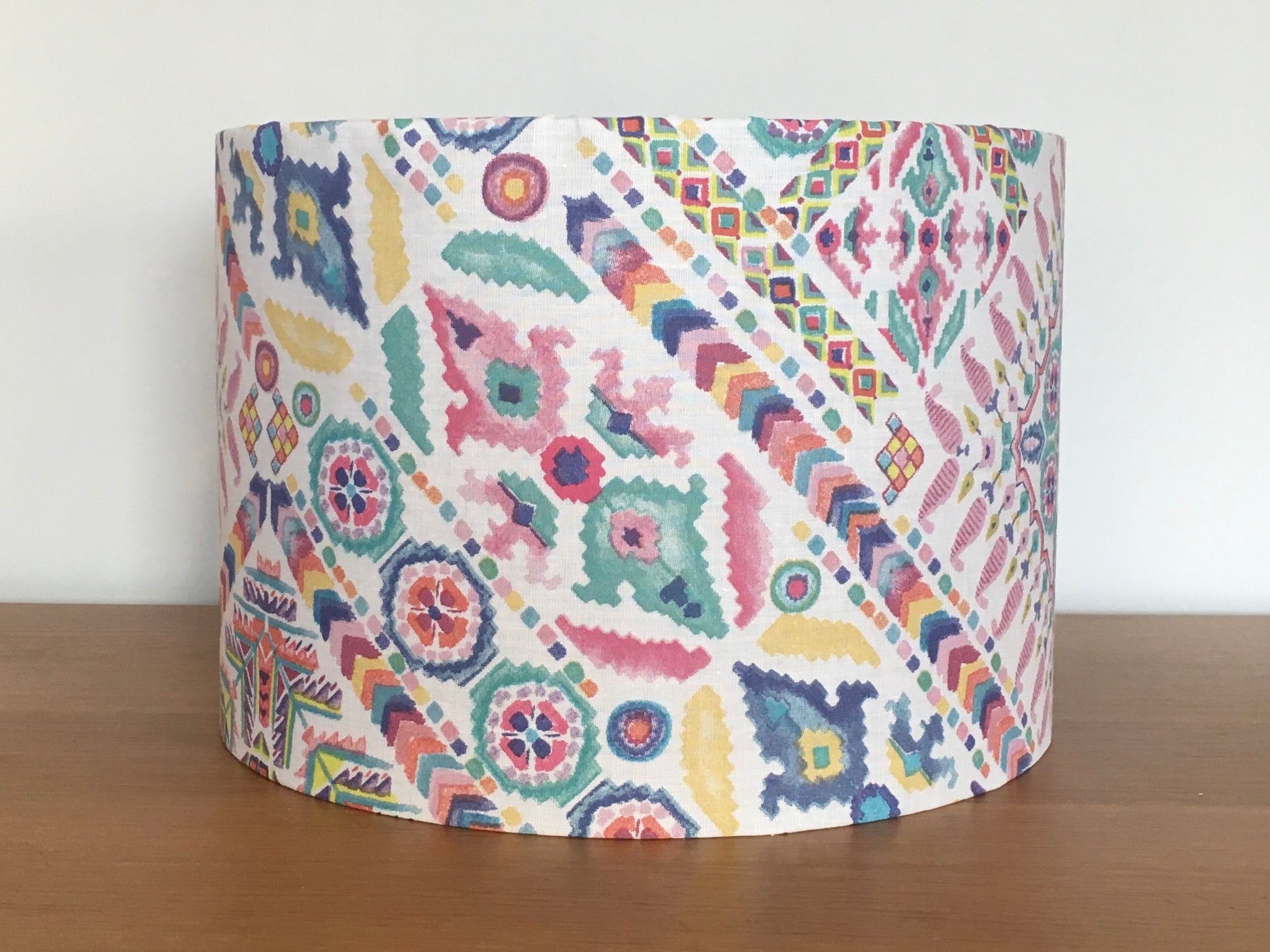 tribal-aztec-pink-lampshade-yellow-blue