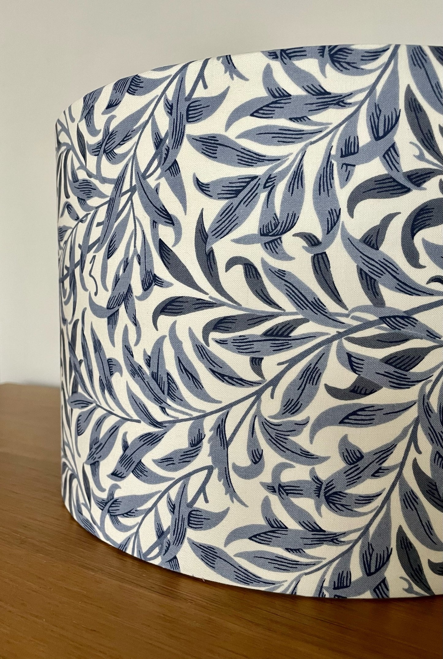 white-and-blue-william-morris-lamp-shade