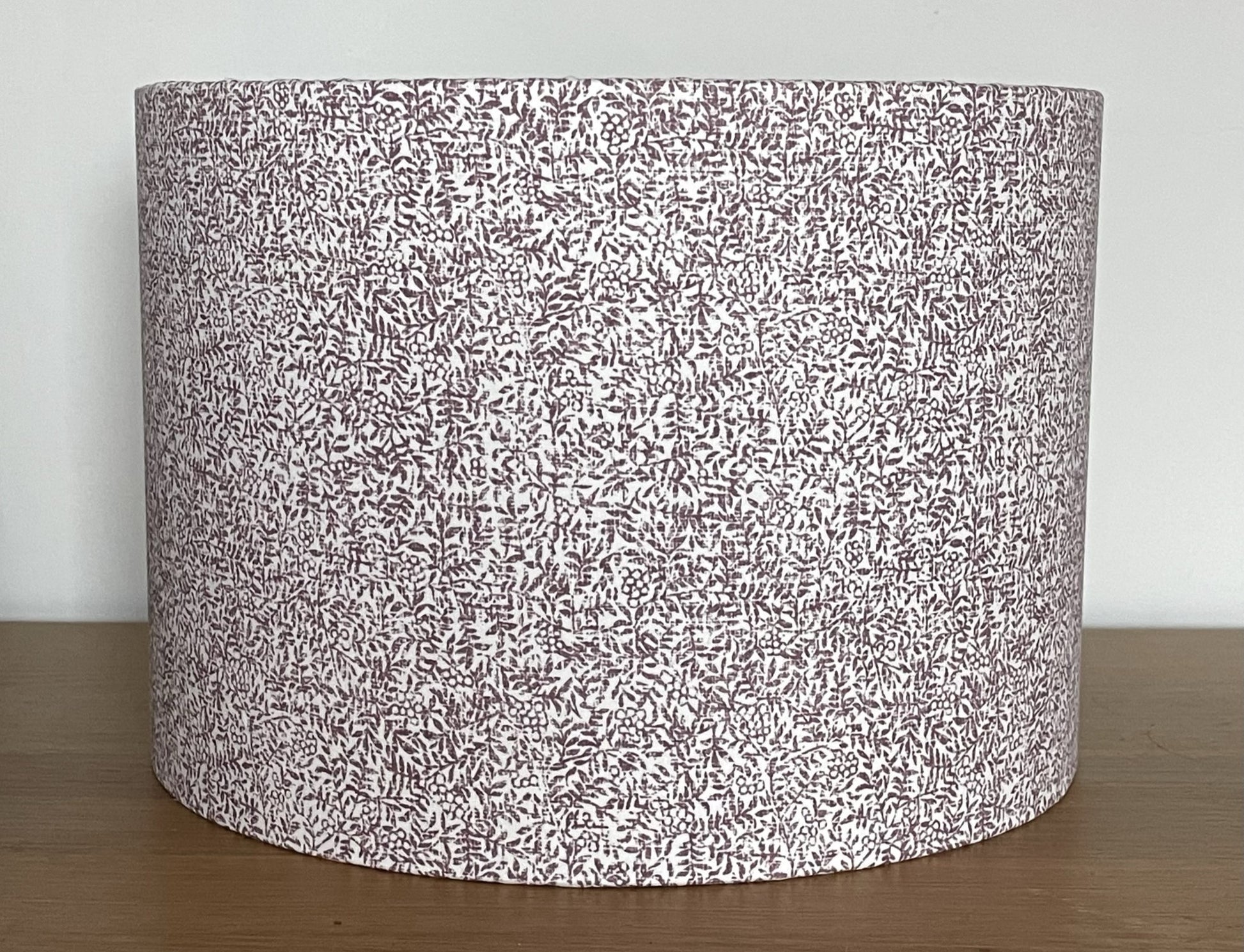 white-and-purple-speckle-flower-lampshade