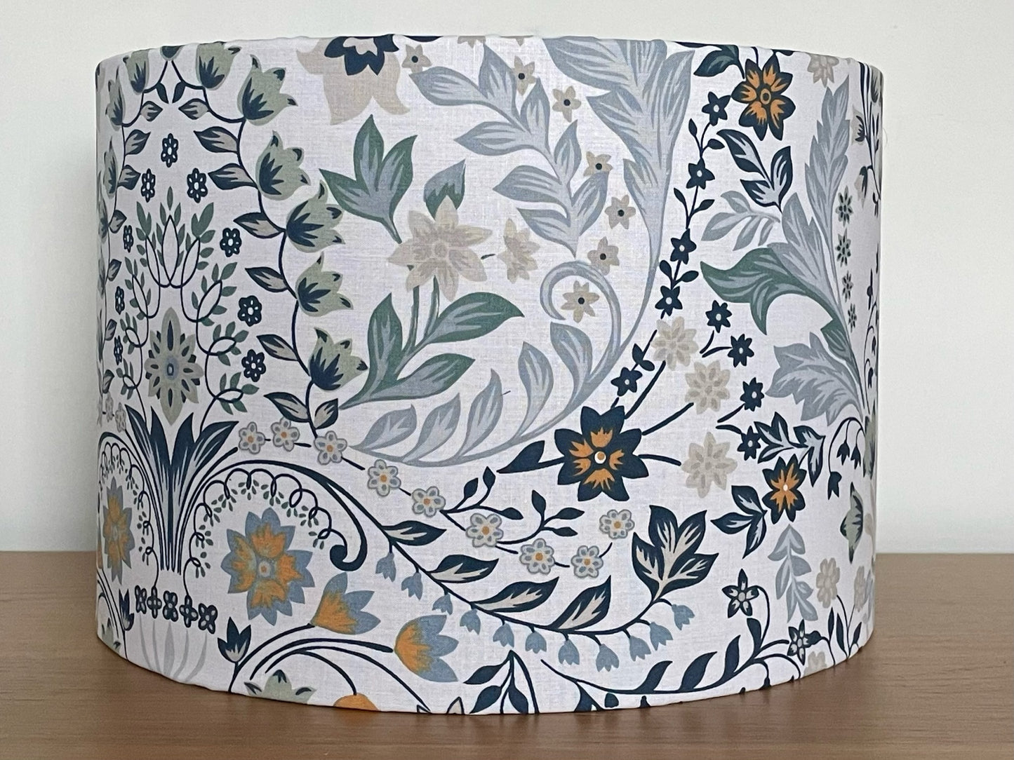 white-blue-floral-traditional-pattern-lamp-shade