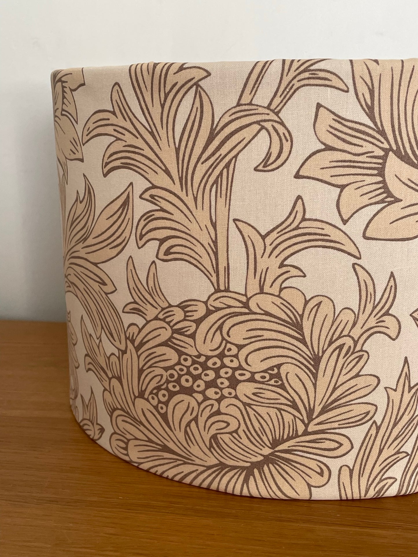 william-morris-beige-neutral-lamp-shade