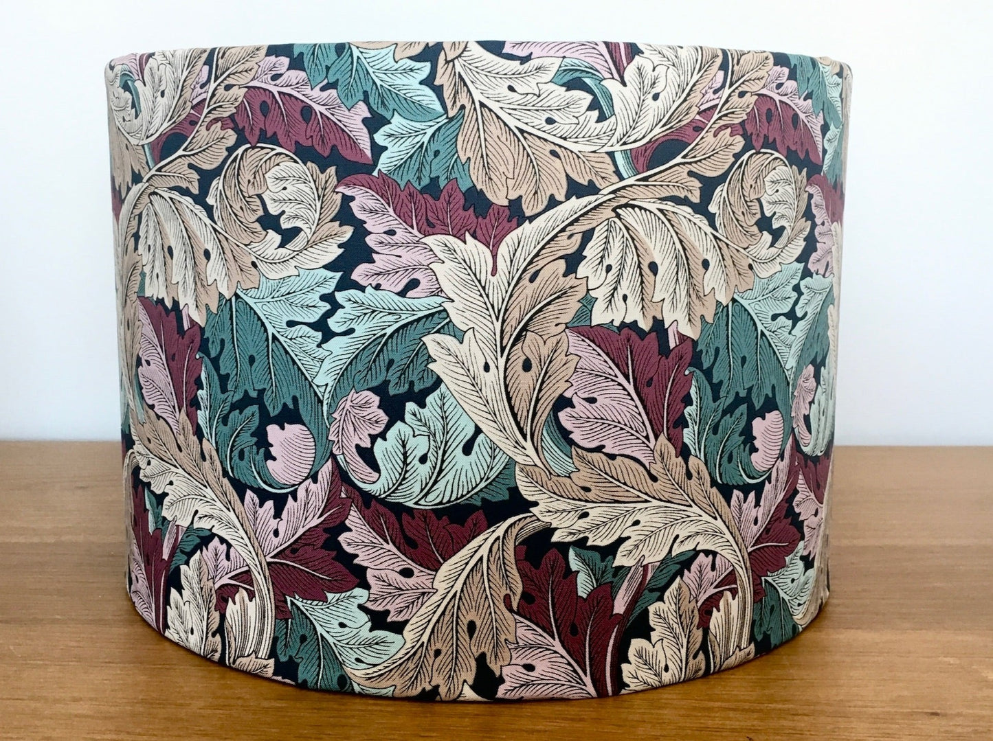    william-morris-lampshade-lamp