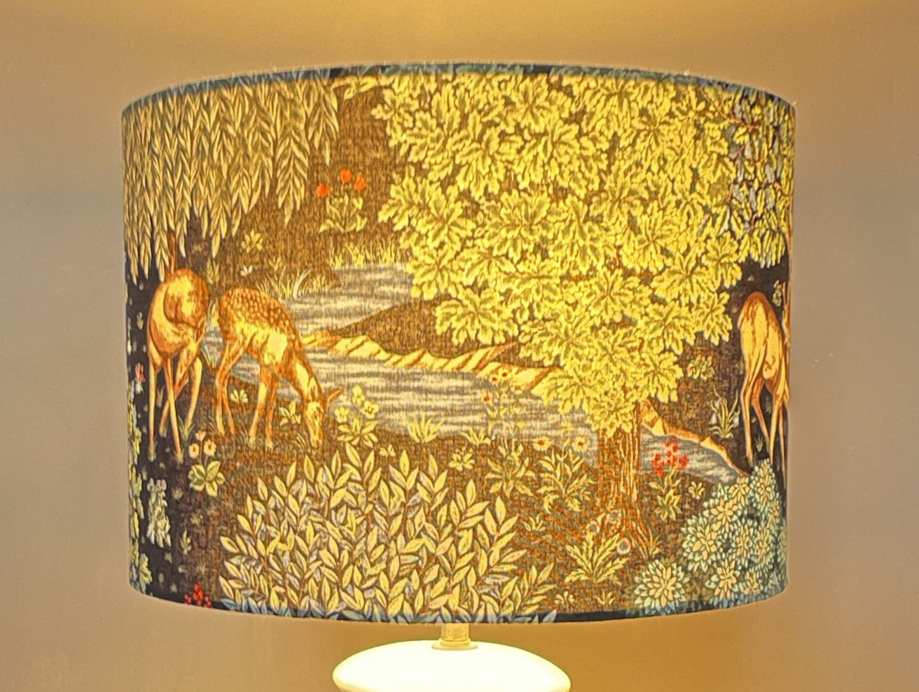       william-morris-the-brook-lampshade